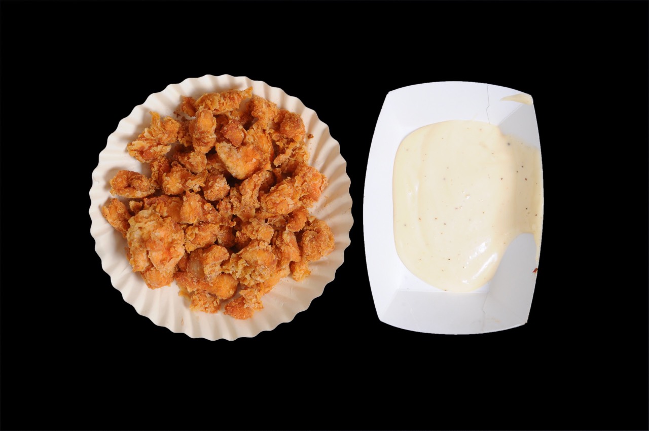 Crispy chicken popcorn with dip